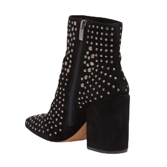 new Vince Camuto ✰ Drista All Over Studs Studded Ankle Booties ✰ Black Suede 8M - Picture 2 of 16